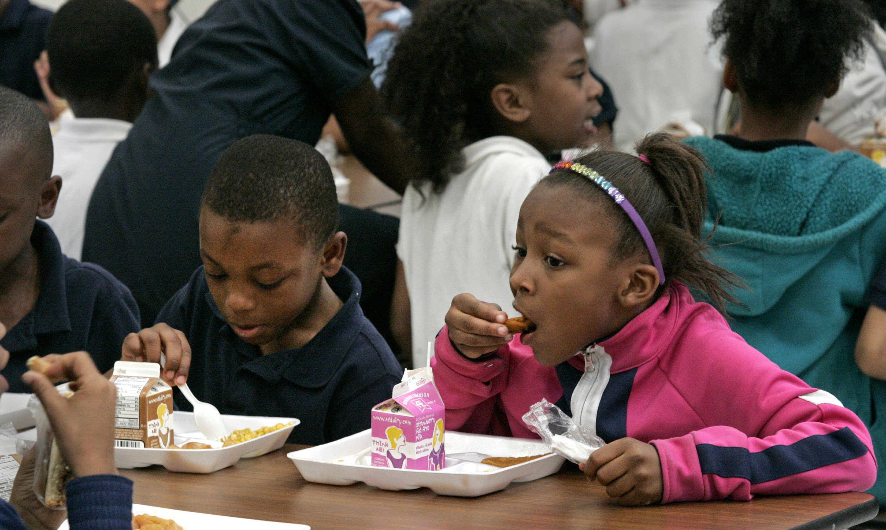 How to Handle Food Restrictions in Lunch Prep - Featured Image