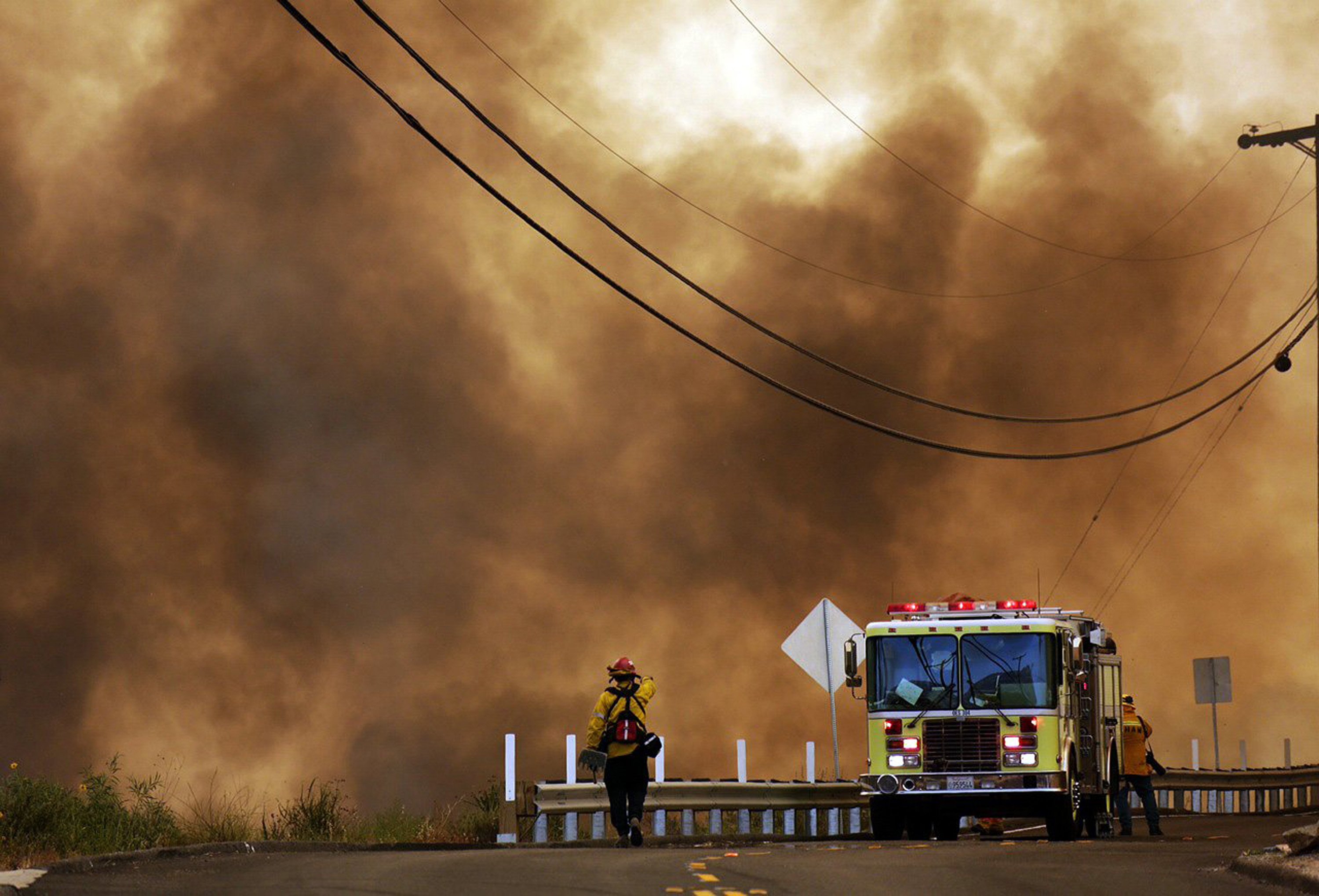 Brush fires break out, spread in California’s San Diego County