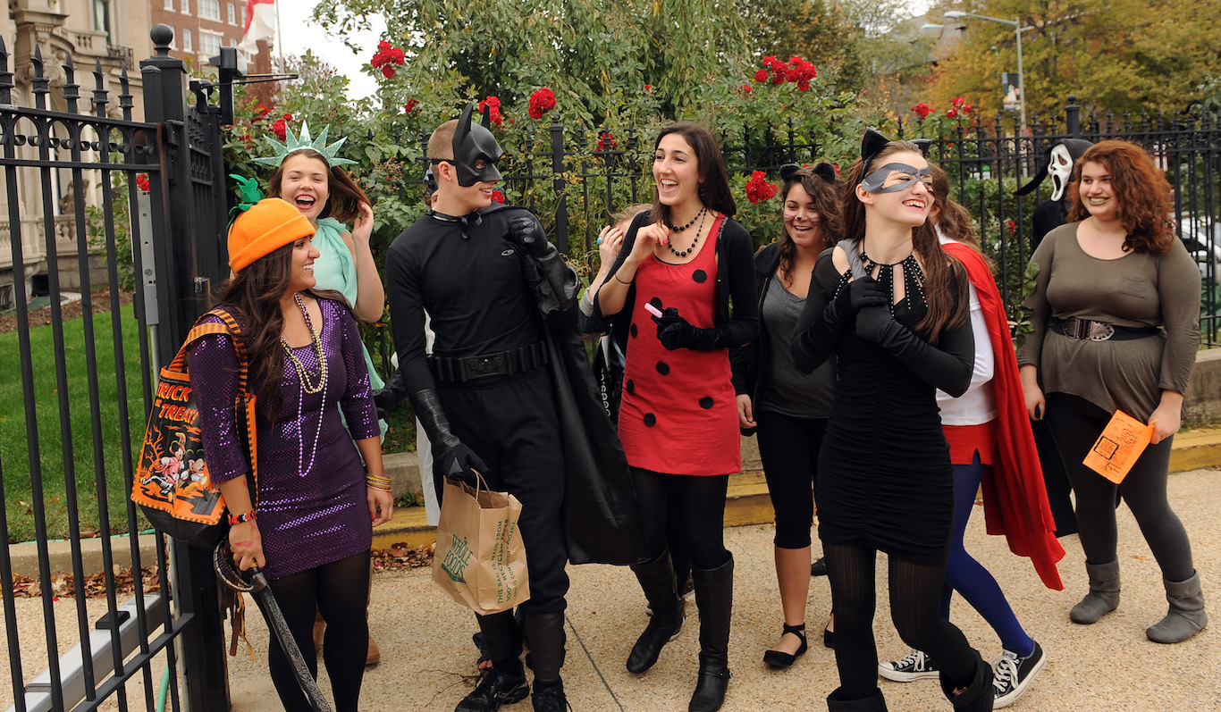 opinion-should-teenagers-go-trick-or-treating